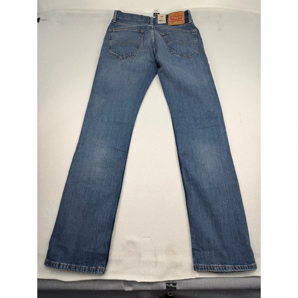 Levis levi 527